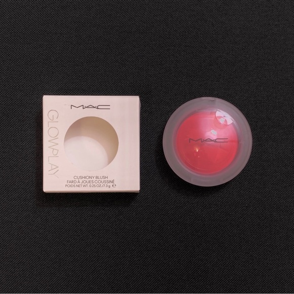 MAC Glow Play Cushiony Creamy Blush w/ Bouncy Buildable Formula — Heat Index - Picture 1 of 5